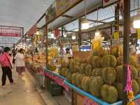 ตลาดกลางผลไม้ตะพง