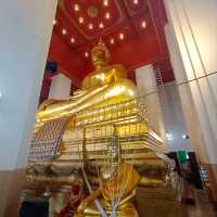 เที่ยวกรุงเก่า สักการะพระมงคลบพิตร