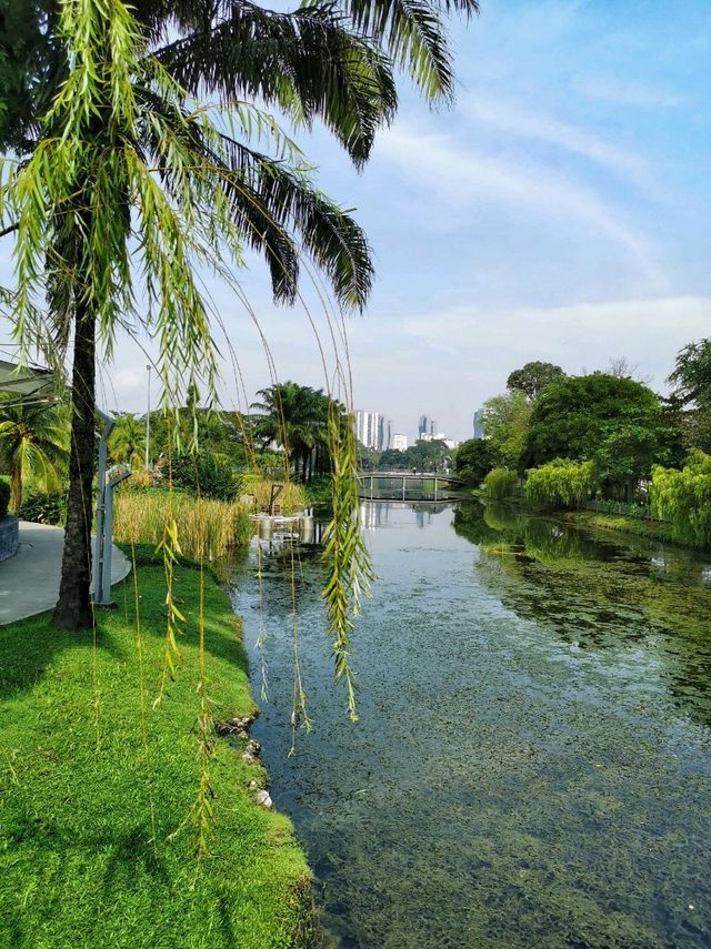 Titiwangsa Lake Garden; beautiful park in KL
