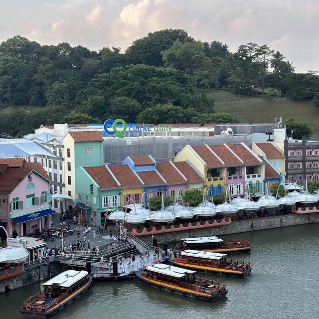 Clark Quay: Day and Night Landscape