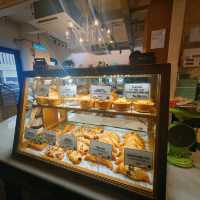 "Sunrise Delights: Brunch Extravaganza at Kenny Hills Bakers"