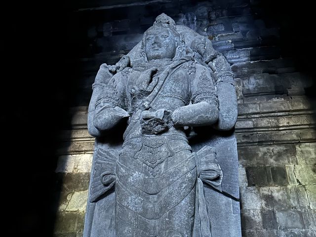 Prambanan: Myth Meets Stone Prambanan: Myth Meets Stone