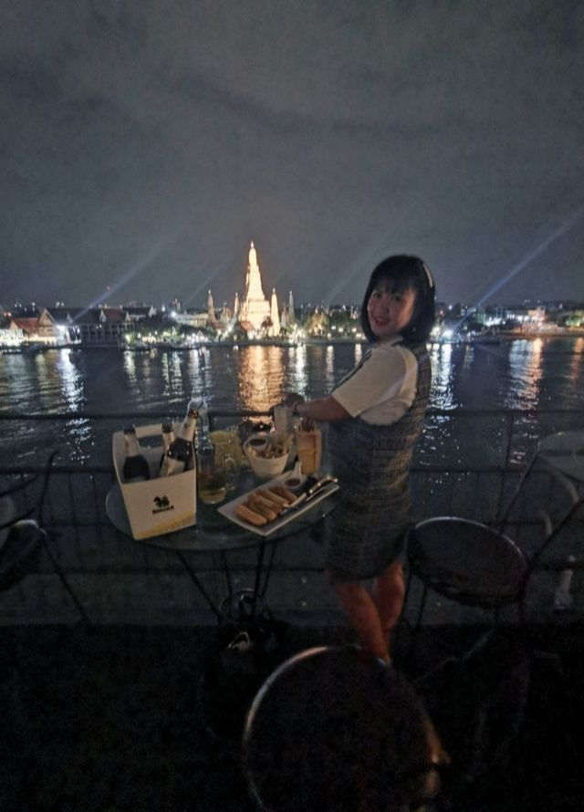 Eagle Nest Bar - ท่าเตียน 