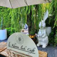 Le Khwam Luck Cafe Bar and Restaurant