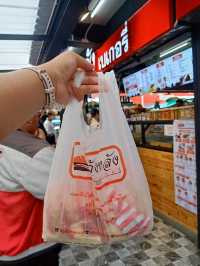 ตลาดวังหลัง แหล่งรวมร้านเด็ดร้านอร่อย