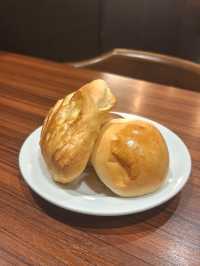 パン食べ放題&◯するとお得！