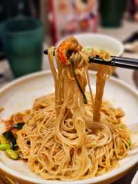 必吃～炒虾蟹拌麵🍜