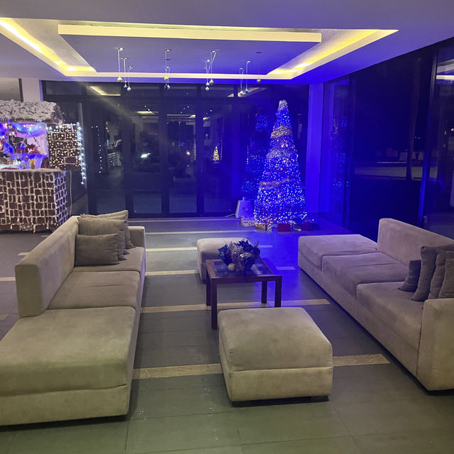 Sri Lanka Hotel with a Christmas Feel 🎅 