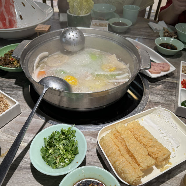 好味到跳起的椰子雞《四季椰林椰子雞》🌴