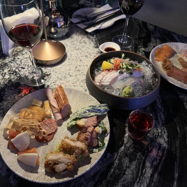 5만원대로 즐기는 무제한 와인과 뷔페 그리고 서울 야경🌃 