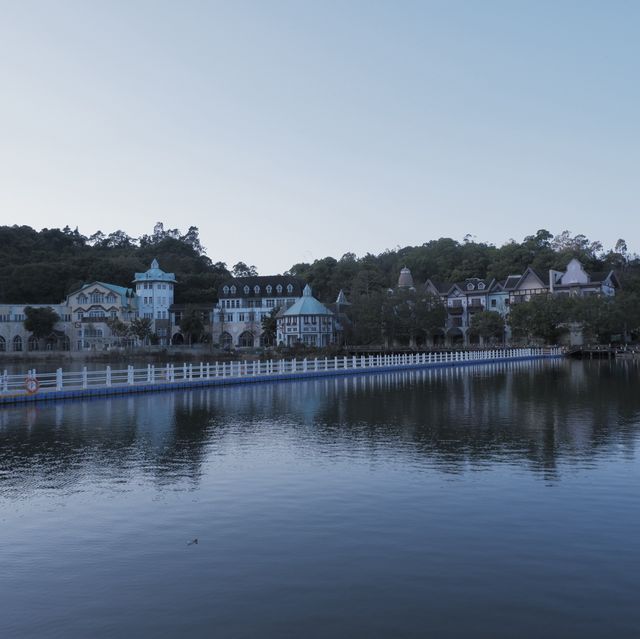 深圳最美湖邊酒店：天鵝湖+歐洲小屋 