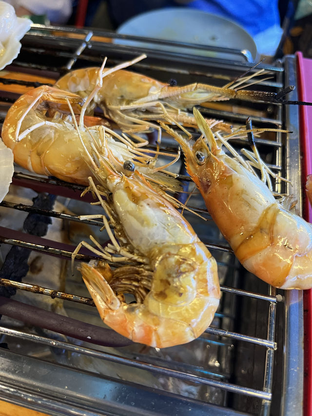 嚟呢度可以盡情食海鮮燒烤😍