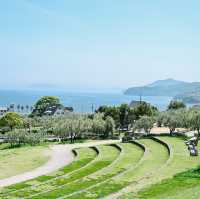 【香川｜小豆島】道の駅 小豆島オリーブ公園のフォトスポット「始まりの本」