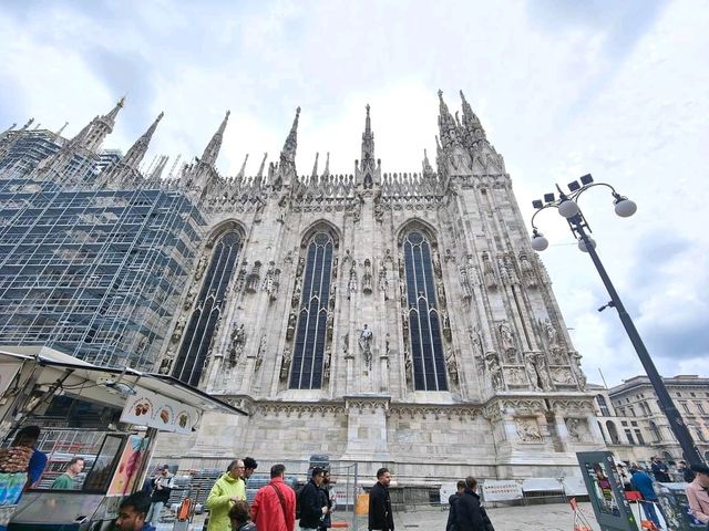 義大利🇮🇹｜歐洲第二大、世界第三大米蘭大教堂