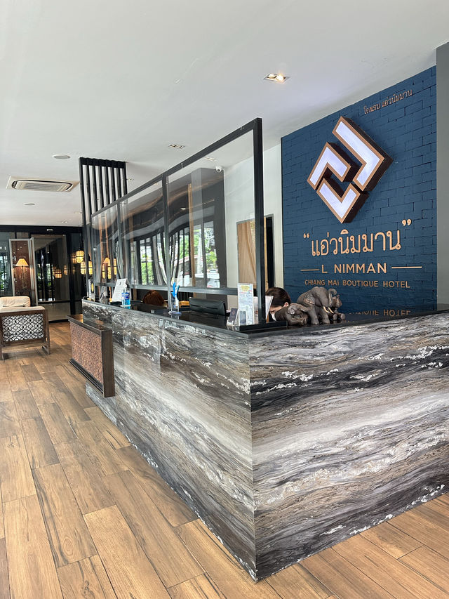 📍โรงแรมใจกลางย่านนิมมาน ในราคาสบายกระเป๋า