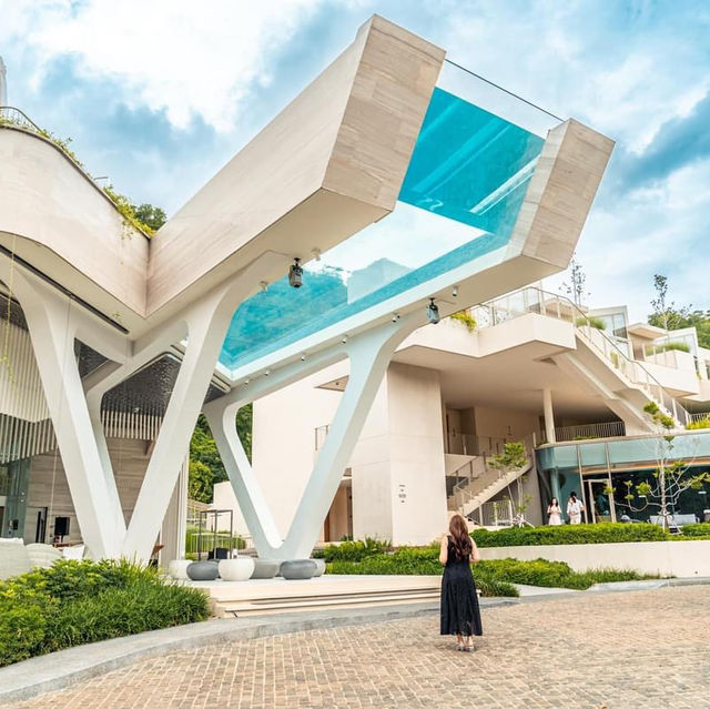 โรงแรมเขาใหญ่สุดสวย มีสระว่ายน้ำลอยฟ้า