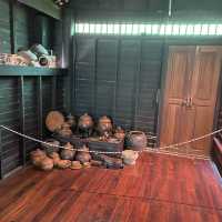บ้านจำลองท้าวเทพกระษัตรี – ท้าวศรีสุนทร