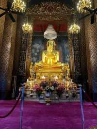 📍กราบพระไพรีพินาศ ณ วัดบวรนิเวศวิหาร