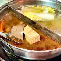 千喜火鍋館：美味湯底、自製沾醬，讓您享受愉快的用餐體驗