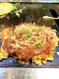 大阪　大阪観光　せっかく大阪に来たたなら、お好み焼きを食べなアカンやろ！