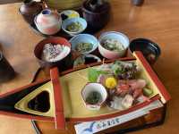 行列のできる海鮮定食屋さん