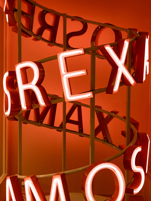 📍Amos Rex
