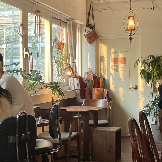 カフェ天国の田浦カフェ通りにある穴場カフェ“얼룩”☕️