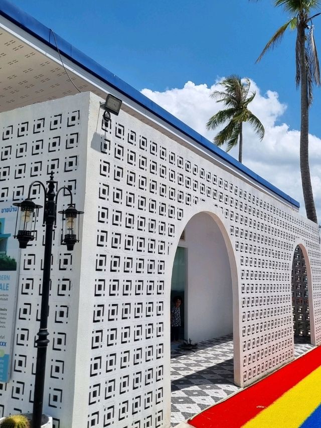 CHARMING COCO ONE BEACH HOTEL RESTAURANT, SONGKHLA