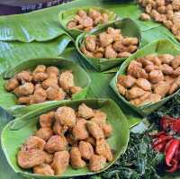ตลาดสามชุก สุพรรณบุรีมี ของอร่อย