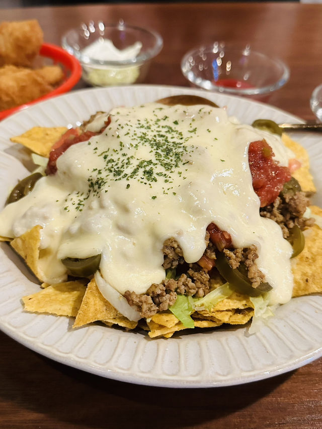 【神戸　三宮】　ダーツとカラオケできるメキシカンバー