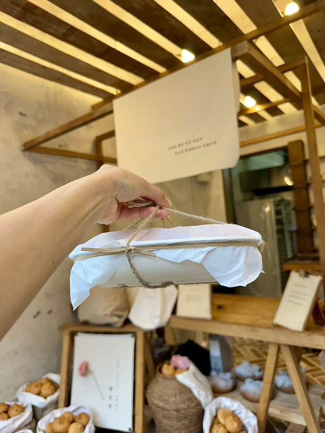 요즘 핫한 감성 디저트 카페!