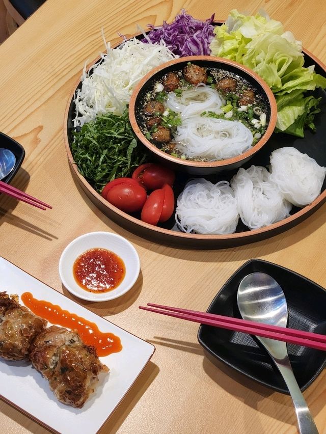 영도의 신상맛집, 베트남 남부식 쌀국수(후띠우)를 하는 후띠우미엔남