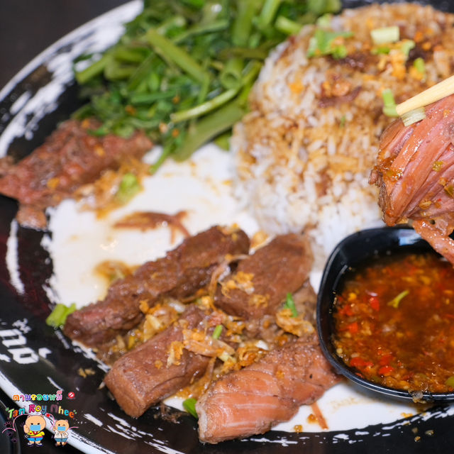  ก๋วยเตี๋ยวเนื้อตุ๋น หมูตุ๋น น้ำซุปกลมกล่อม