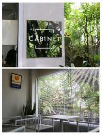 Cabinet cafe & studio 