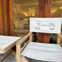 Ribbit Cafe 