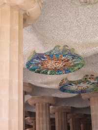 【午前中が狙い目】眺めも抜群のガウディ傑作の巨大公園！