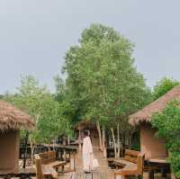 The BlueSky Resort เกาะพยาม