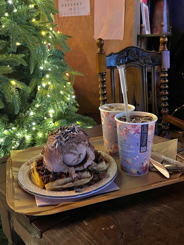 벌써 크리스마스 분위기 가득한 상왕십리 카페🎄