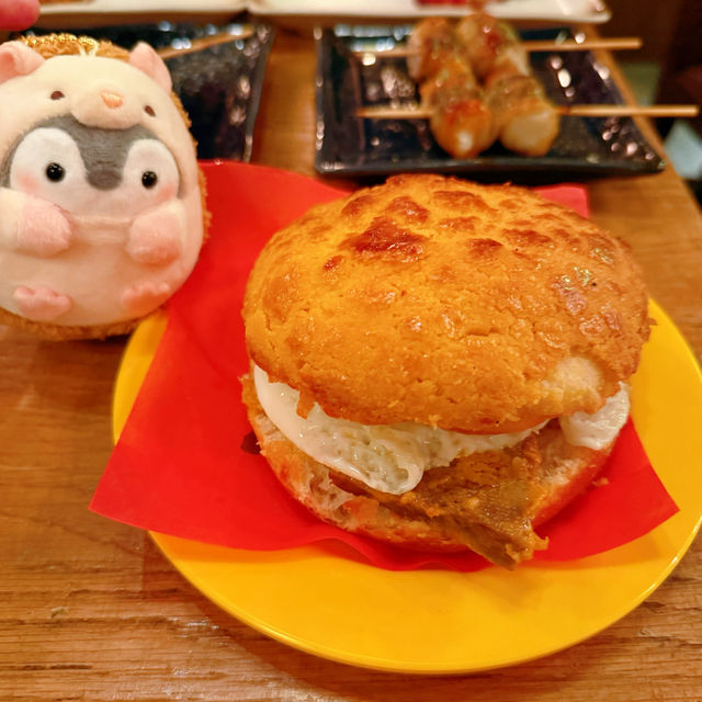菠蘿包必食😎