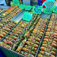 ตลาดประมงพื้นบ้านอ่างศิลา