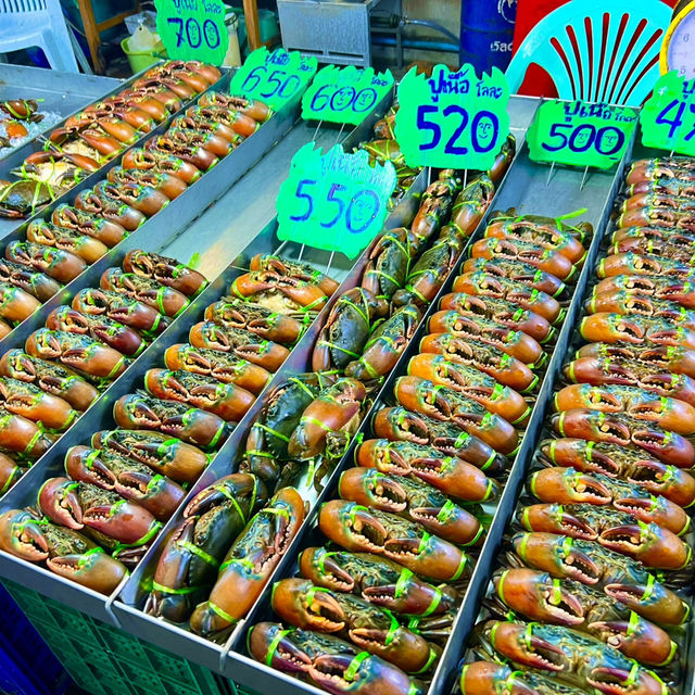 ตลาดประมงพื้นบ้านอ่างศิลา