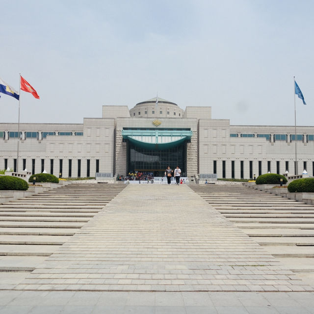 History Comes Alive: My Journey at the War Memorial of Korea!