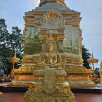 ไหว้พระธาตุดอยเวา ชมวิวบนสกายวอร์คเหนือสุดสยาม