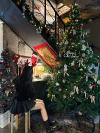 크리스마스 대형트리 카페 [딥고잉]🎄