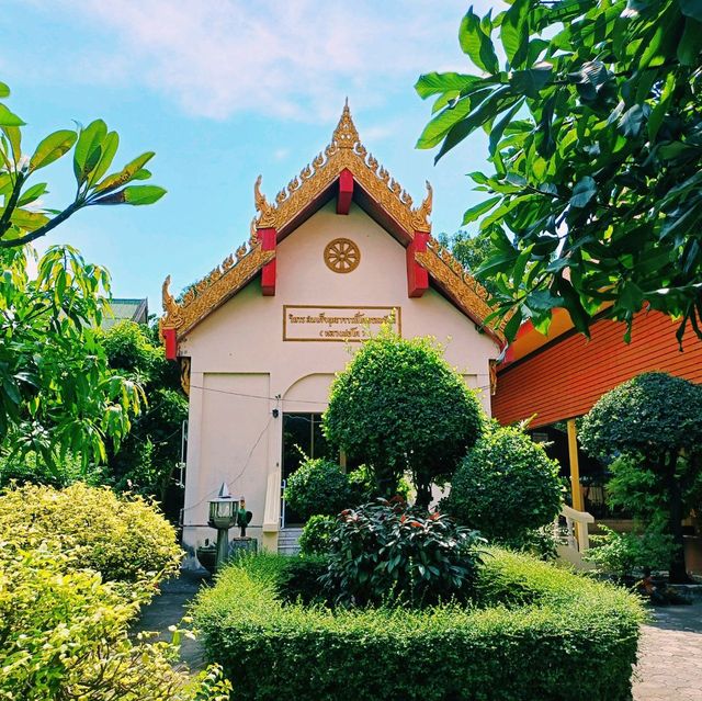泰國曼谷湄南河畔古廟景點:Wat Dong Munlek，適合打卡拍照📸