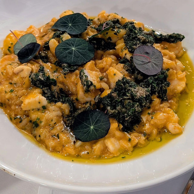 Dining at Shed 5: Lovely Setting, Mixed Impressions