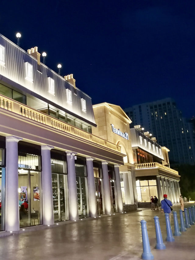 Bangkok’s Hidden Gem for Shopping and Surprises: Terminal 21 Rama 3