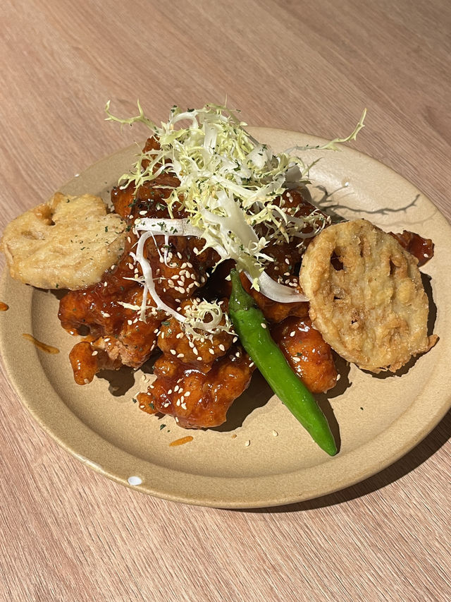 韓式晚餐：甜辣炸雞、泡菜煎餅、薯仔排骨湯