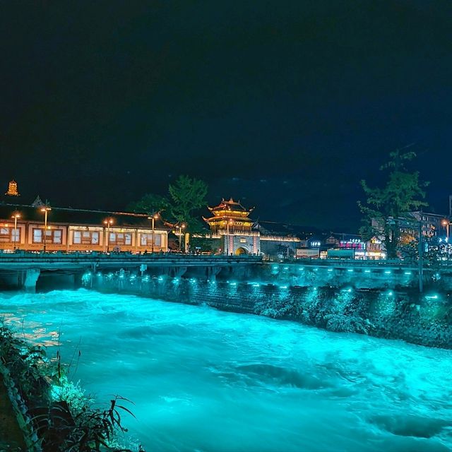 สายน้ำสุดโรแมนติก @ South Bridge (南桥) Dujiangyan