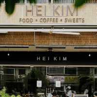  Warmth & Whimsy at Hei Kim Cafe
